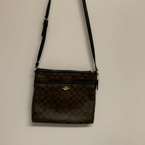 Coach shoulder bag.